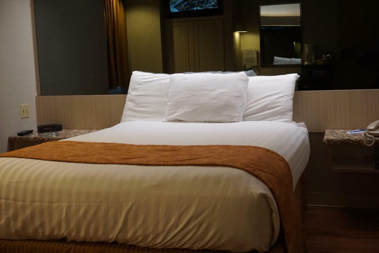 Centerway Hotel Buffalo Tonawanda Eksteriør billede